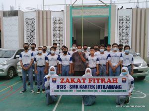 Zakat Fitrah SMK Karya Teknologi Jatilawang